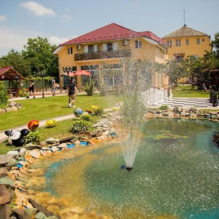 Beauty Complex Berehove (Transcarpathia) Exterior foto