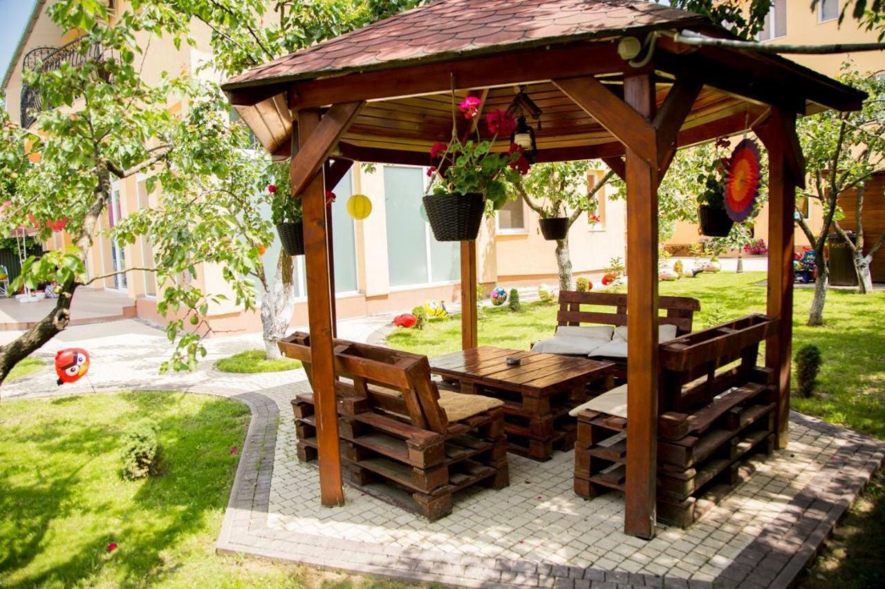 Beauty Complex Berehove (Transcarpathia) Exterior foto